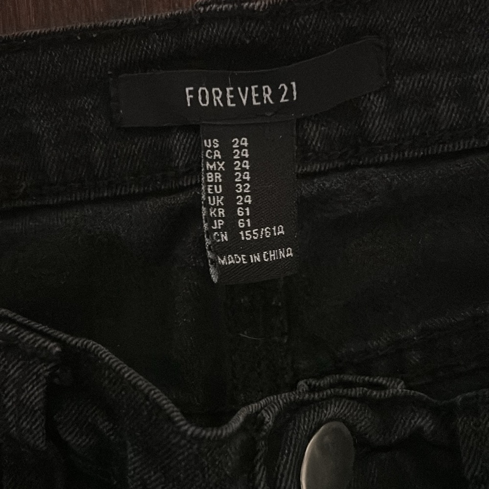 Black Ripped Jeans - Picture 4 of 4